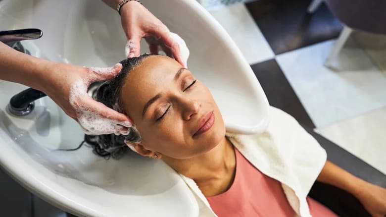 Healthy Scalp, Healthy Hair: What a Professional Scalp Treatment Actually Does for You